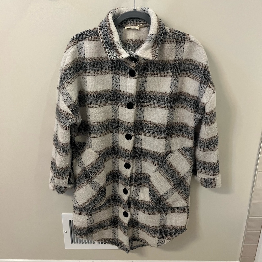 RD Style Plaid “Shacket” Jacket in Black, Cream & Brown. Cozy and warm!